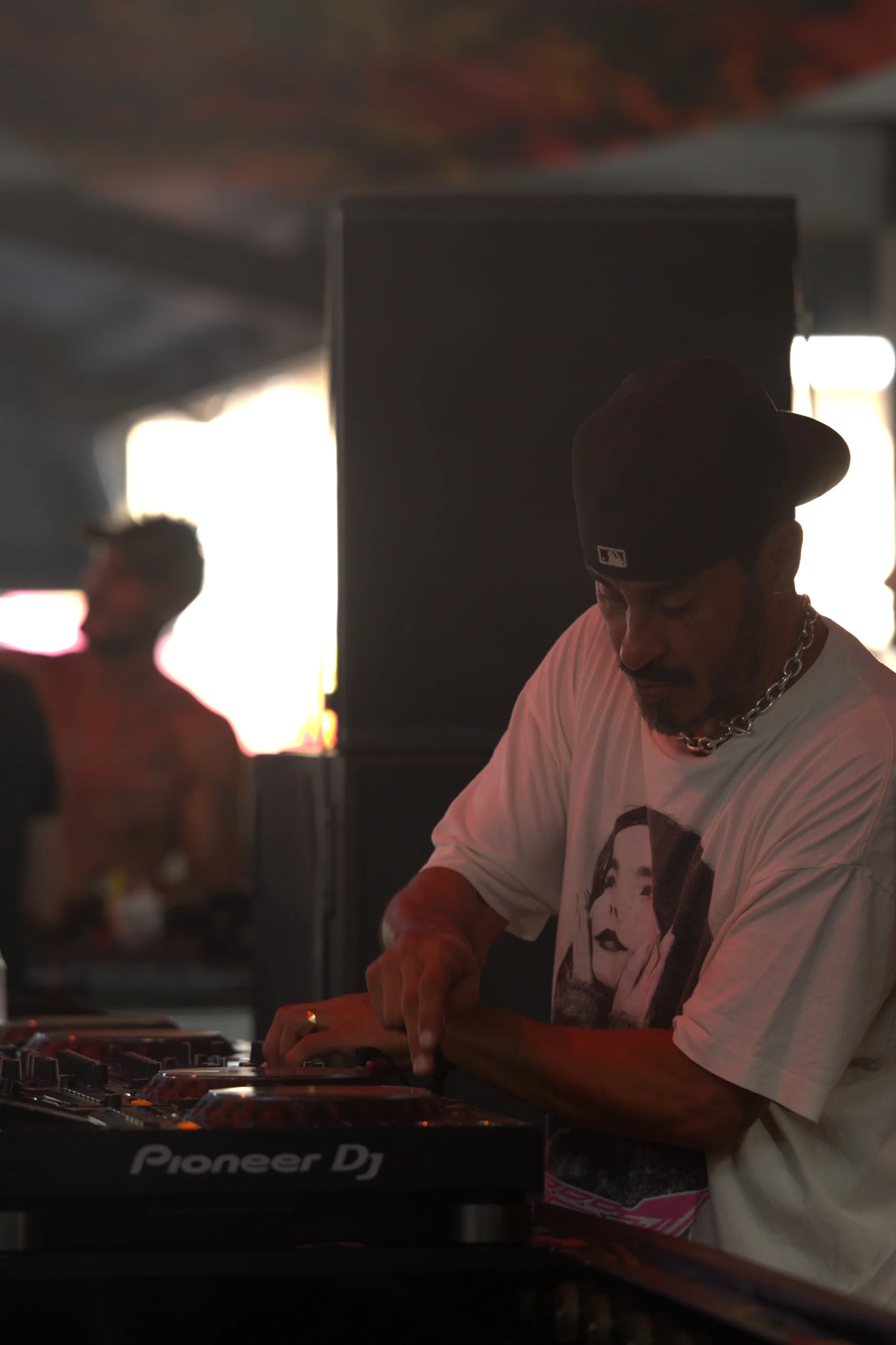 Armand Van Helden en set sur l'Elrow Stage, Family Piknik 2026